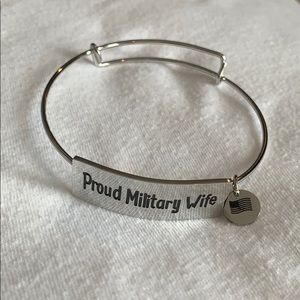 “Proud Military Wife” Bangle Bracelet